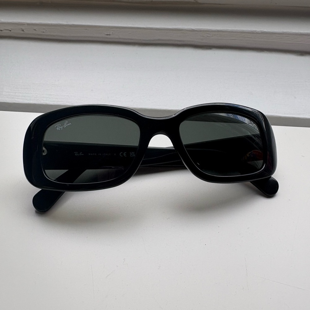 Ray-Ban Black Rectangular Sunglasses